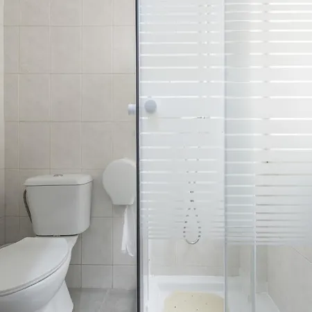 Charminn Guest house 3*