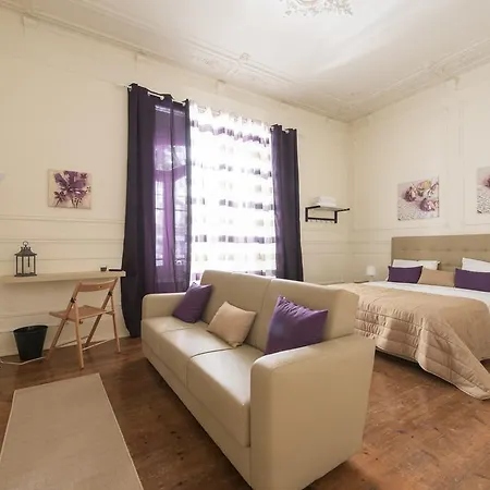 Charminn Guest house